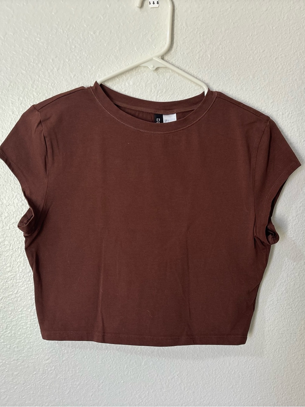 H&M Brown Crop Tee